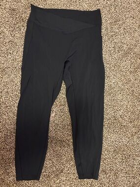 HALARA Black Crossover-Waist Performance Leggings